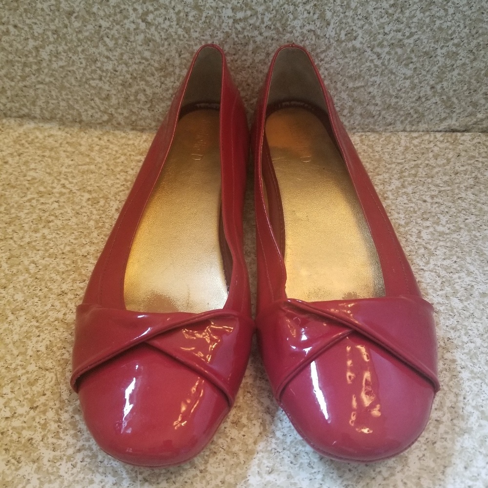 Michelle D Flats